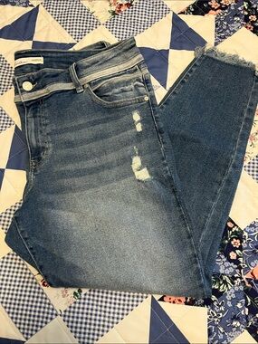 KanCan High-Rise Distressed Skinny Jeans